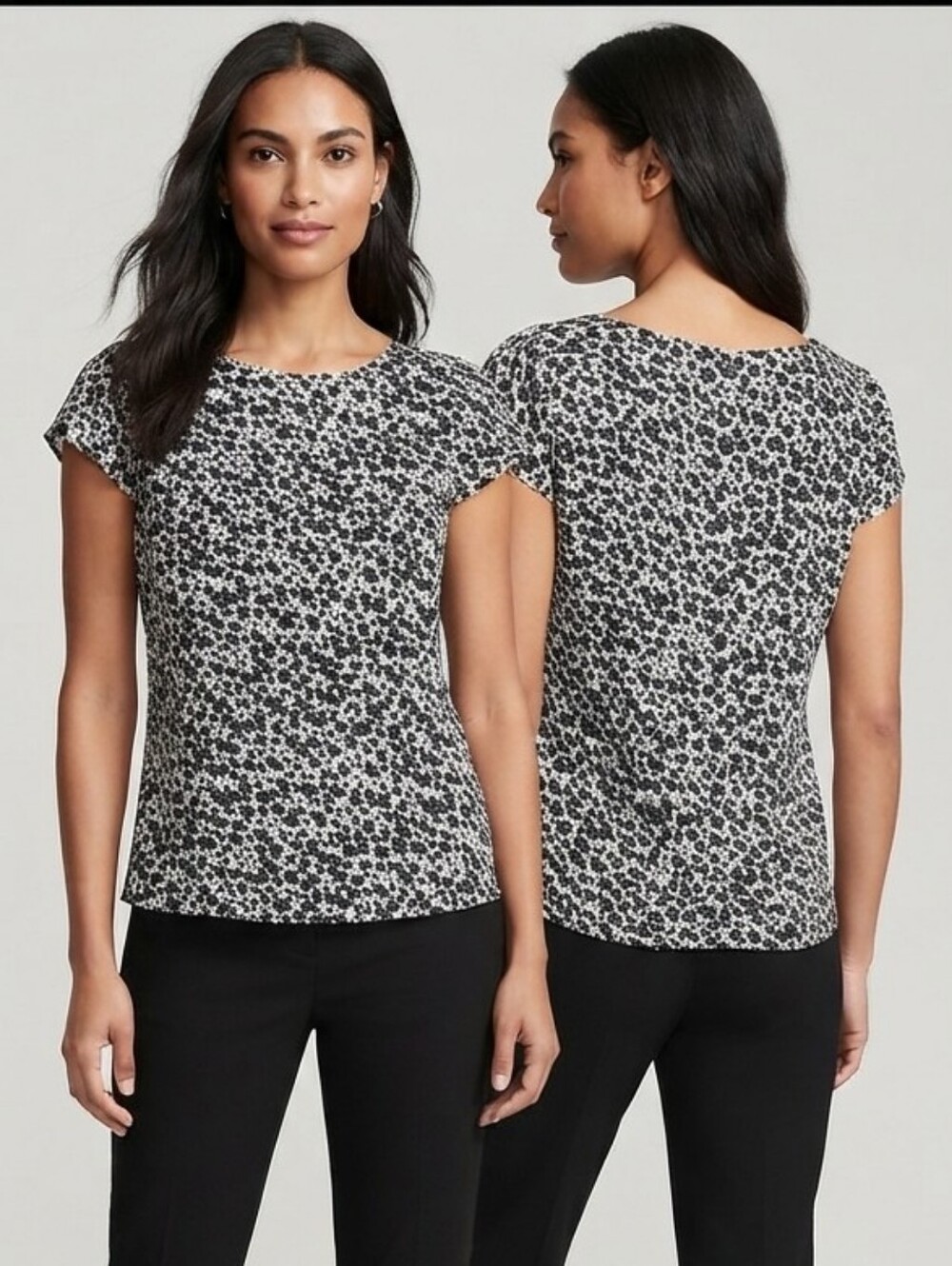 LOFT Black White Ditsy Floral Cap Sleeve Blouse Size Medium Excellent Condition